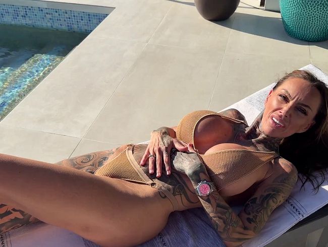 KADA LOVE Porno Video: Eingecremt und weggefi**t